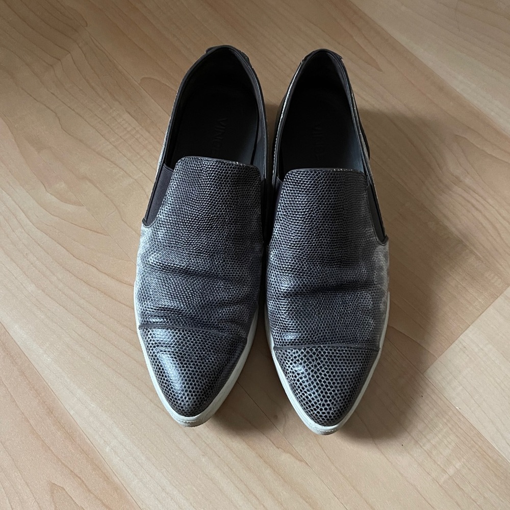 Vince 'Paeyre' Pointy Toe Slip-On Sneaker 7